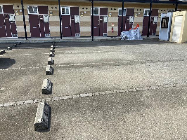 ハッピーハウス(34663)の外観・駐車場イメージ1枚目