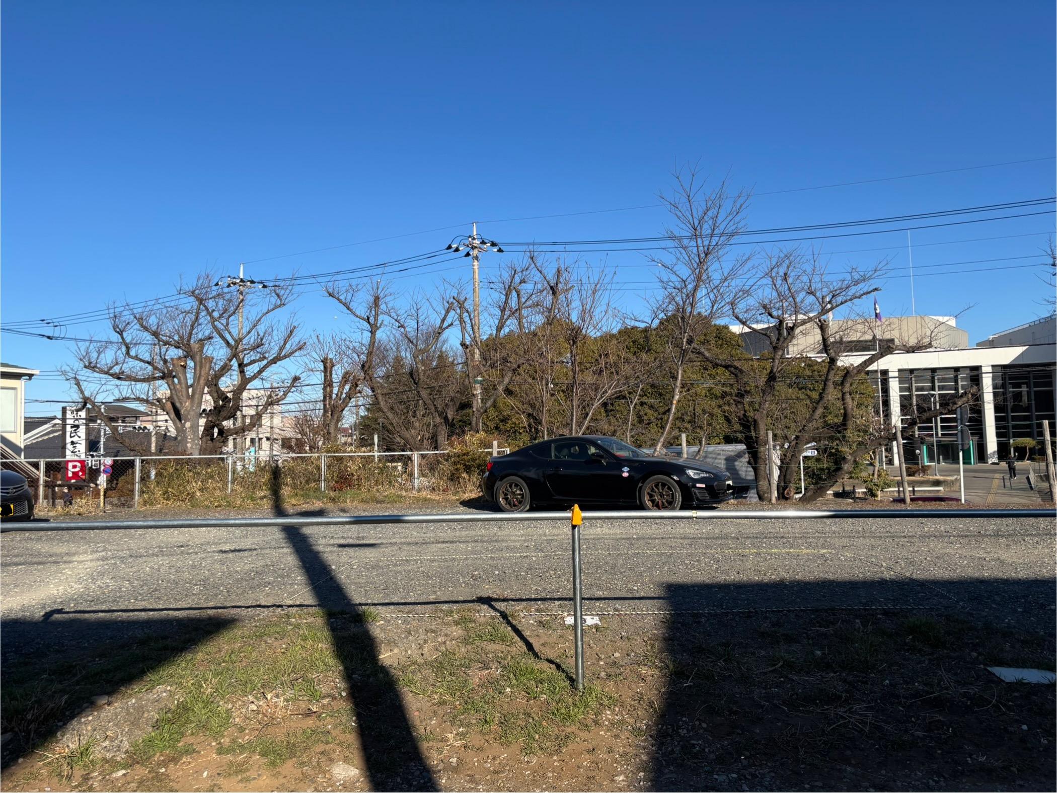 杉山第二駐車場の外観・駐車場イメージ2枚目