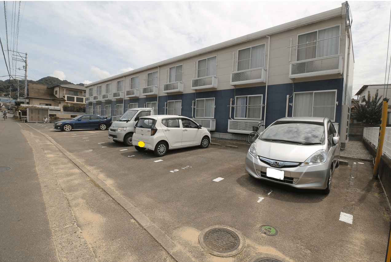 フローラ湯築(20498)の外観・駐車場イメージ1枚目