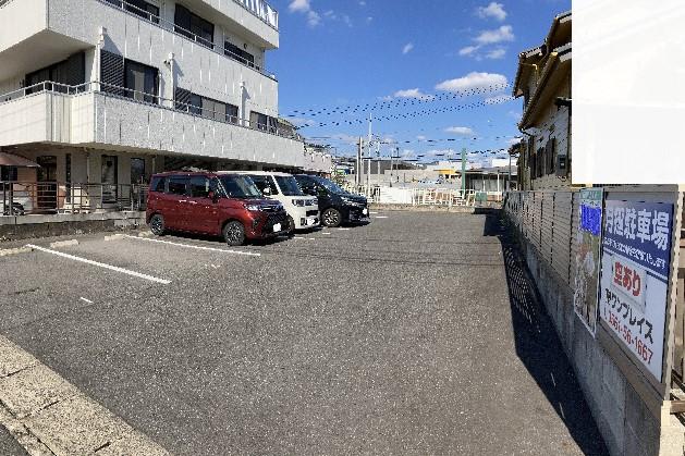 山越パーキングの外観・駐車場イメージ1枚目