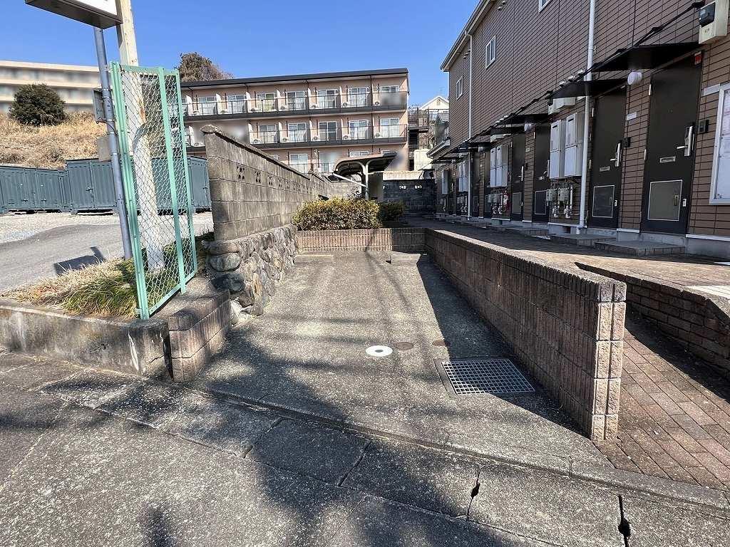 Voyage(19724)の外観・駐車場イメージ1枚目