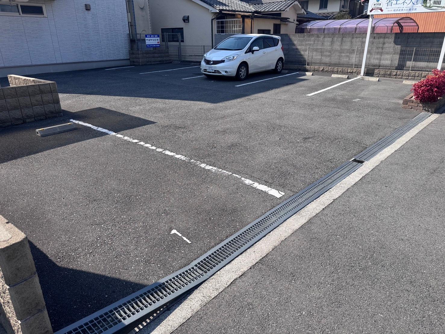 BEREO南条の外観・駐車場イメージ1枚目