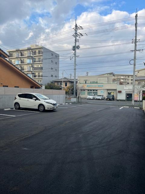 南蔵王6丁目フジイ駐車場の外観・駐車場イメージ3枚目