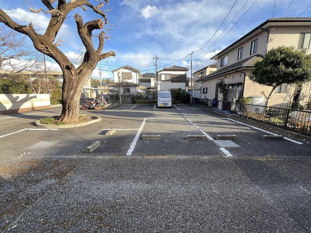 ピュアブリーズ(21999)の外観・駐車場イメージ2枚目