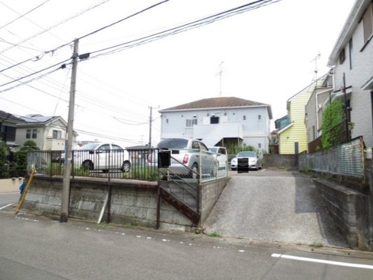 杉村駐車場の外観・駐車場イメージ1枚目