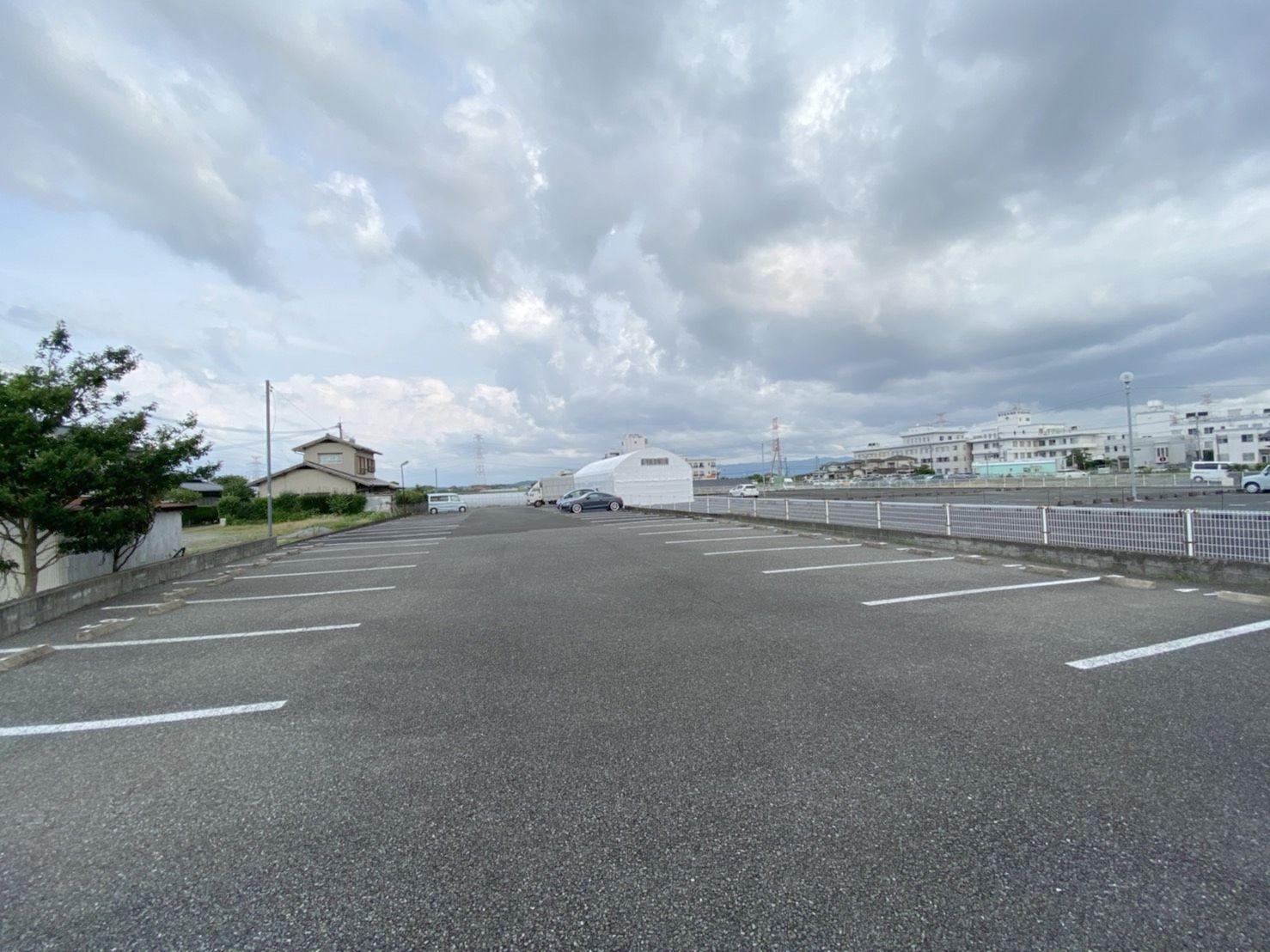 永田駐車場の外観・駐車場イメージ1枚目