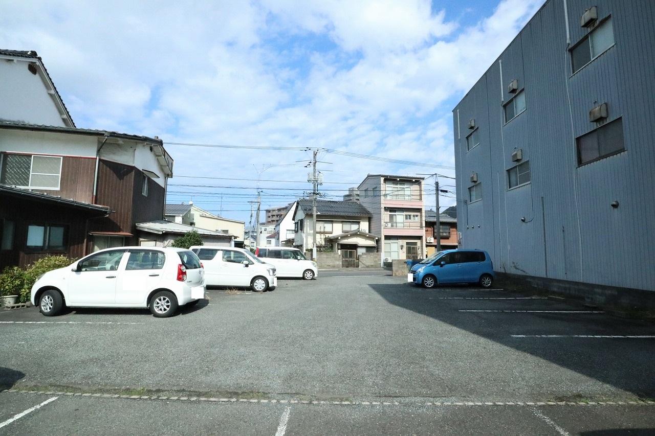 谷岡パーキングの外観・駐車場イメージ2枚目