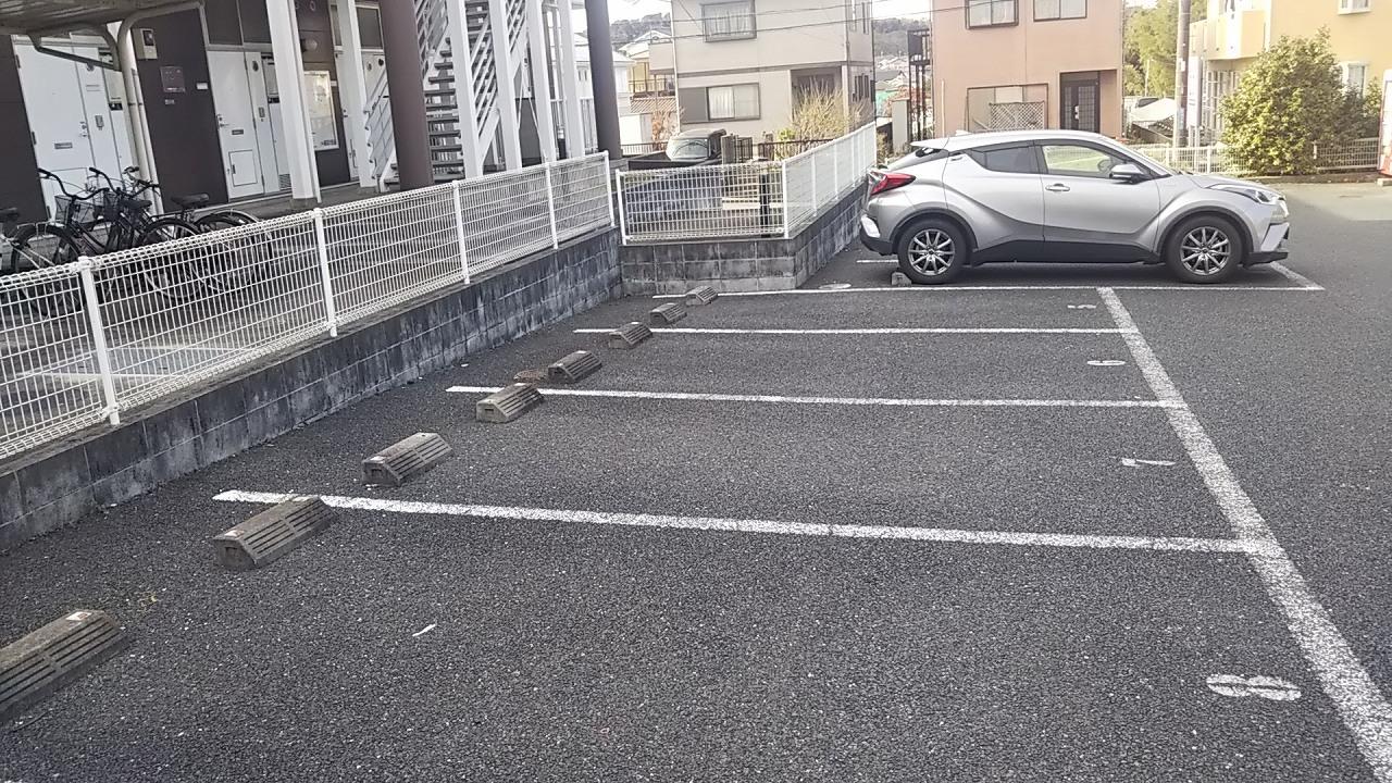 オークヒルズⅡ(18396)の外観・駐車場イメージ1枚目