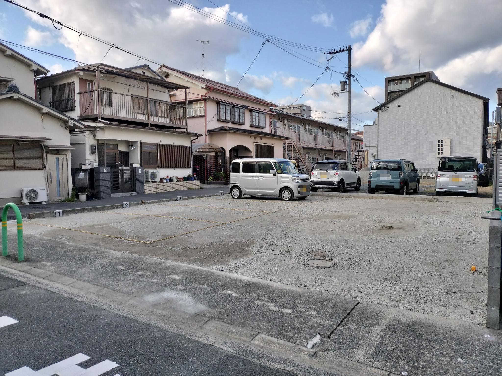 下中条青ぞら駐車場No.2の外観・駐車場イメージ2枚目