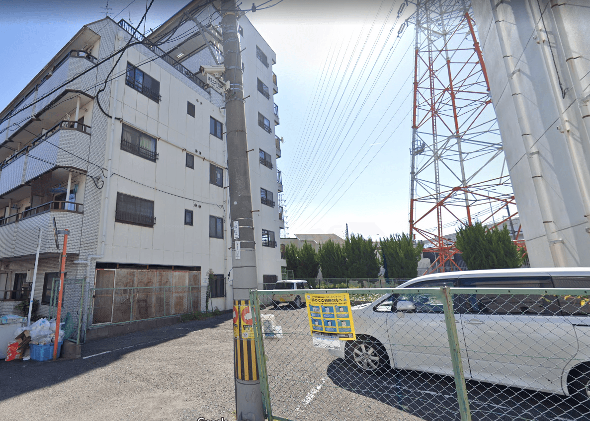 あびこプールの外観・駐車場イメージ1枚目