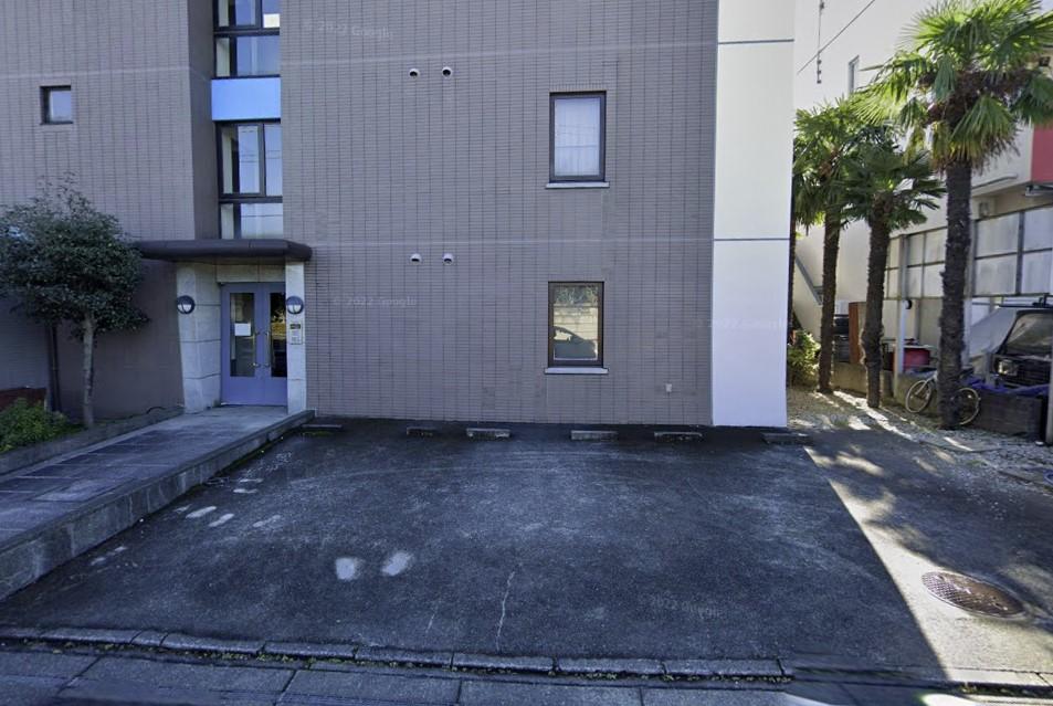 東長沼駐車場の外観・駐車場イメージ1枚目