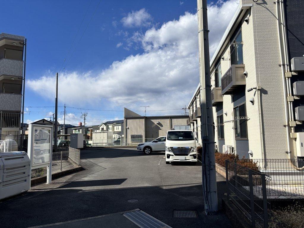 ファンタジアⅢ(45596)の外観・駐車場イメージ1枚目