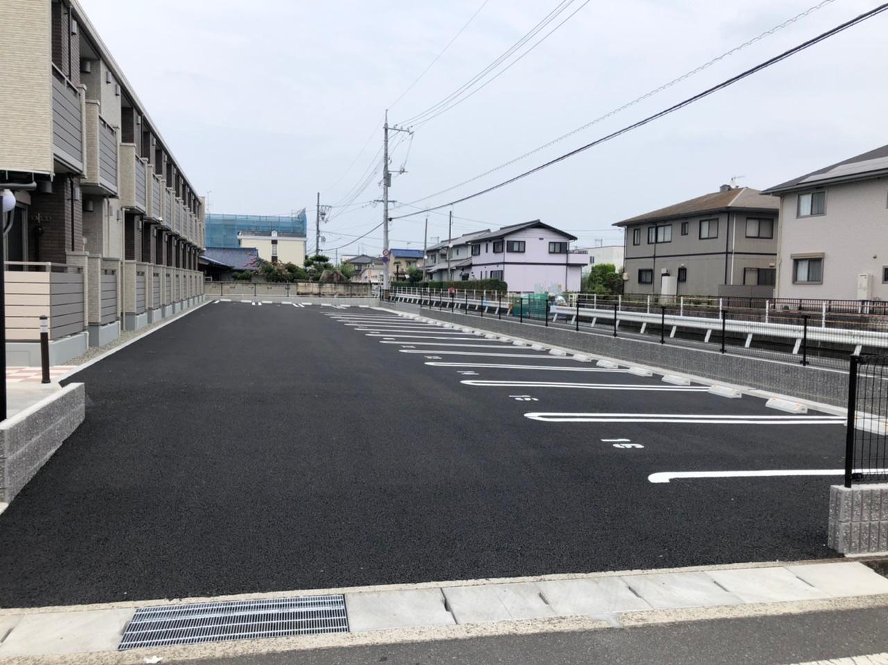 ミランダルピナスⅢ(58834)の外観・駐車場イメージ1枚目