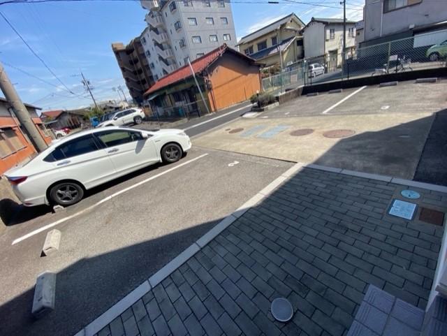 J.147(22453)の外観・駐車場イメージ1枚目