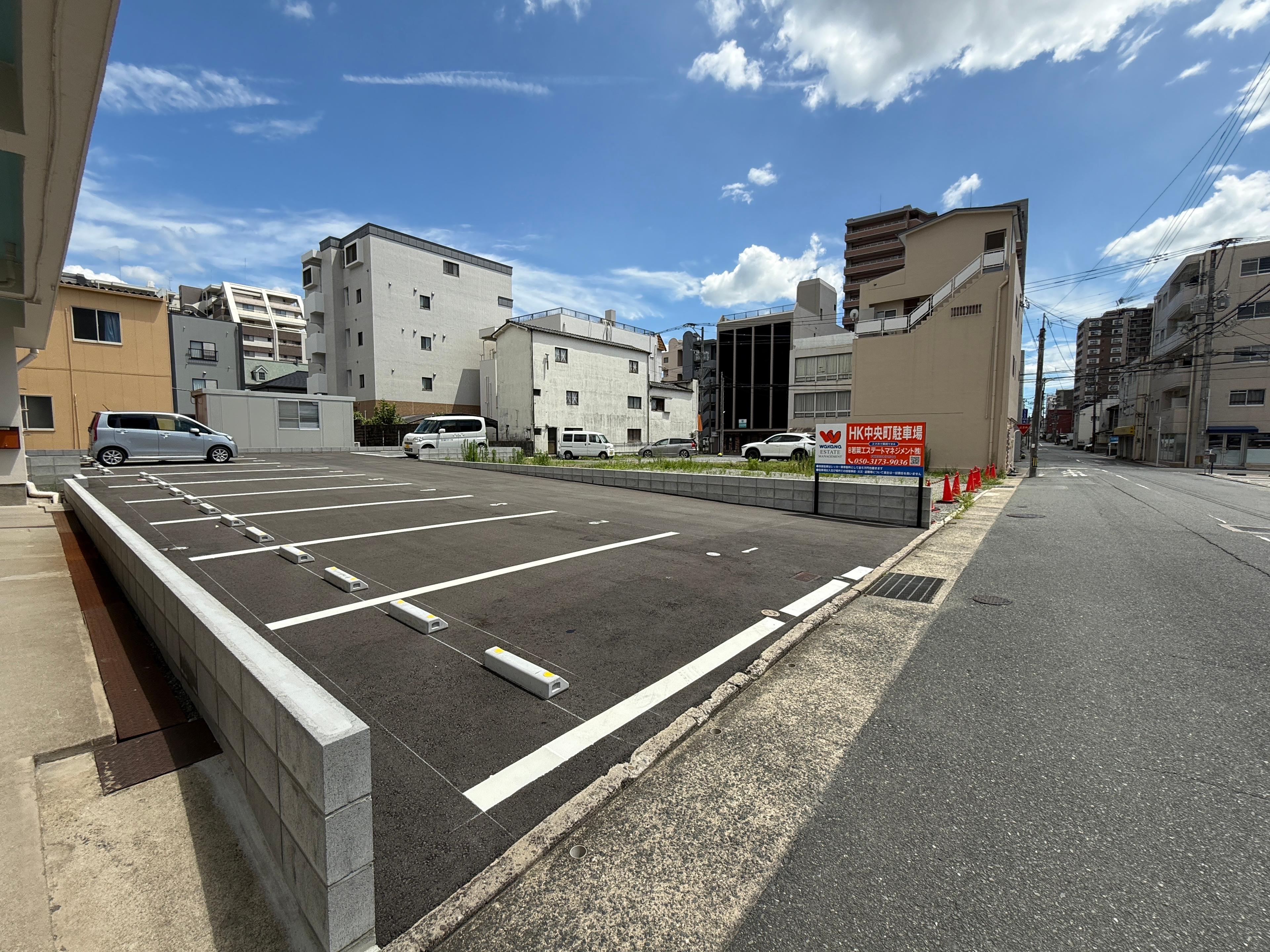 HK中央町駐車場の外観・駐車場イメージ2枚目