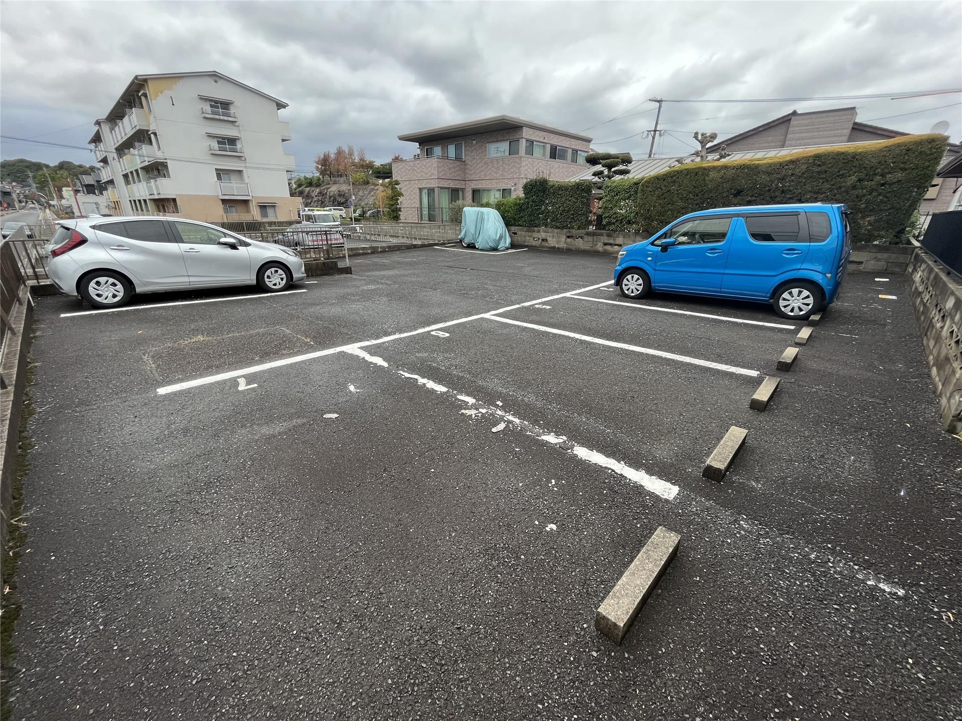ジョイフル日吉台駐車場の外観・駐車場イメージ3枚目