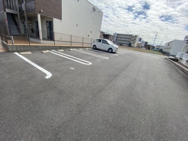 Will B(22890)の外観・駐車場イメージ1枚目