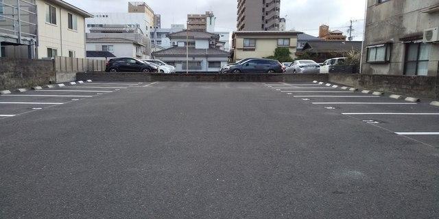 西田2丁目駐車場の外観・駐車場イメージ1枚目