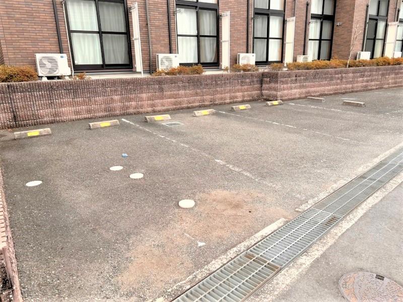 ブラウニー(30071)の外観・駐車場イメージ1枚目