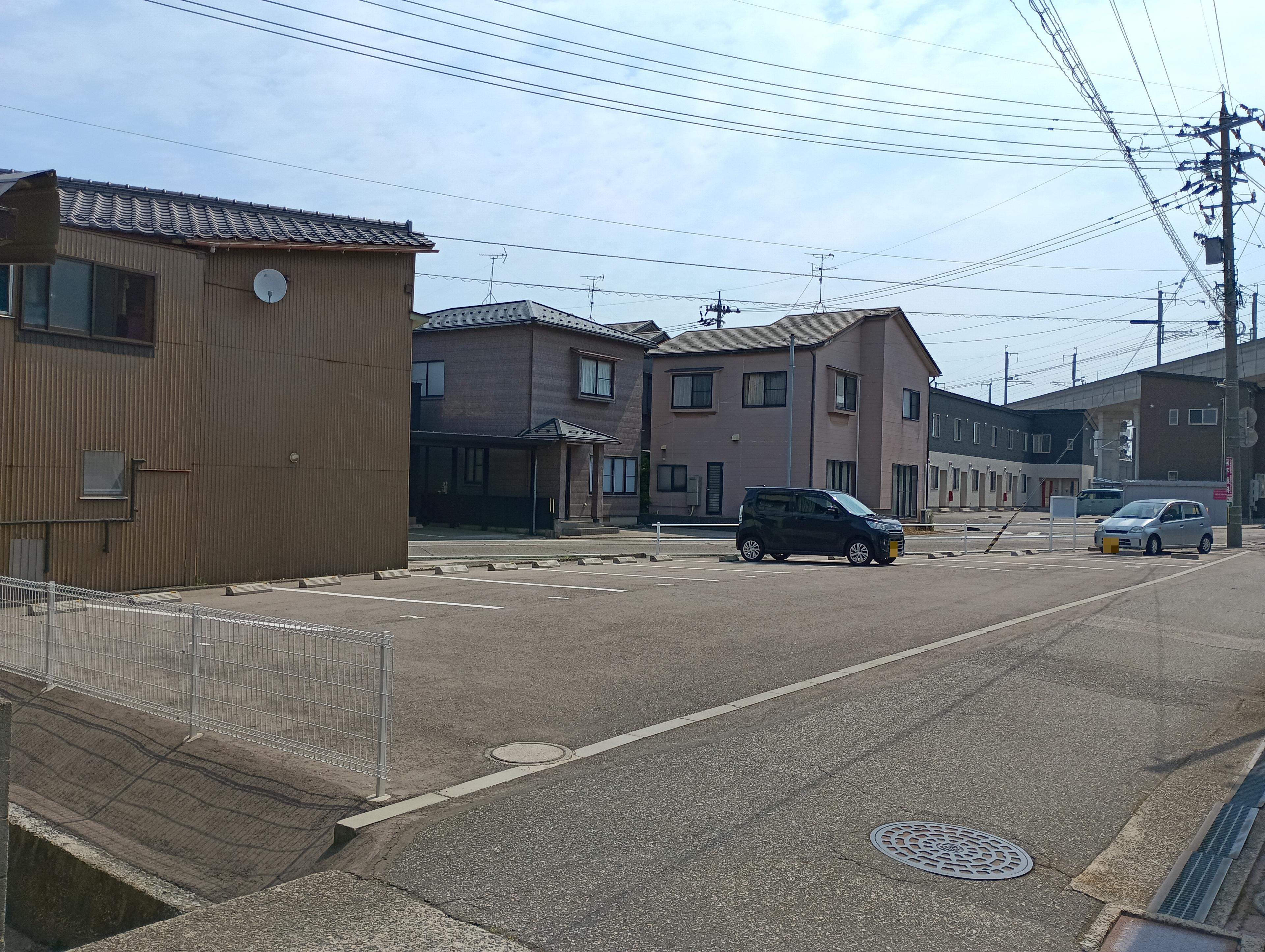 ひまわりパーキングの外観・駐車場イメージ1枚目