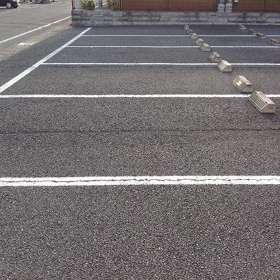 ロイヤル(19901)の外観・駐車場イメージ1枚目