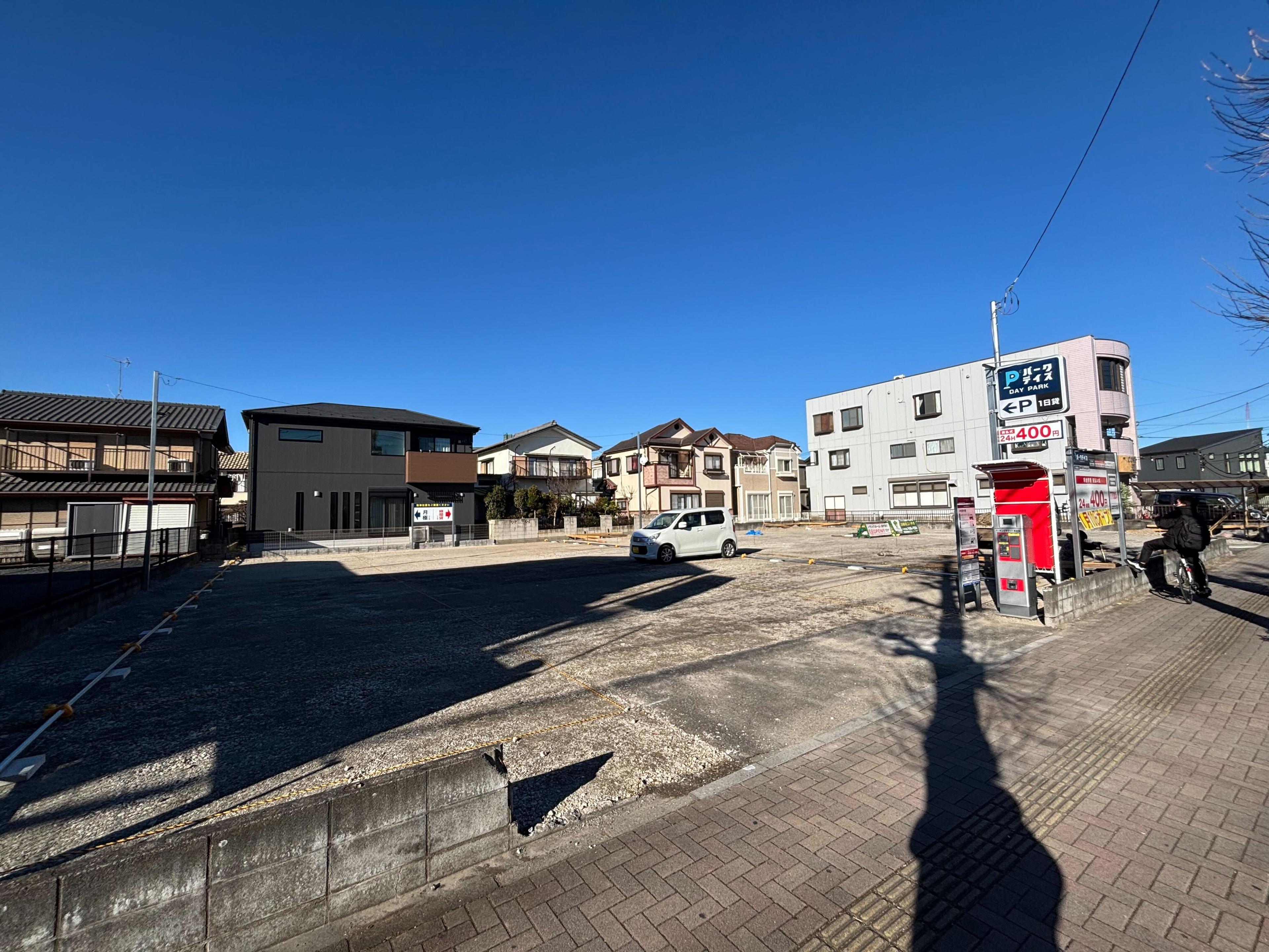 東越谷3丁目月極駐車場の外観・駐車場イメージ2枚目