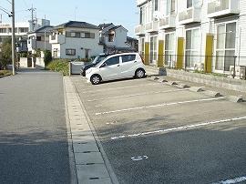 コンフォートいなみ(15802)の外観・駐車場イメージ1枚目