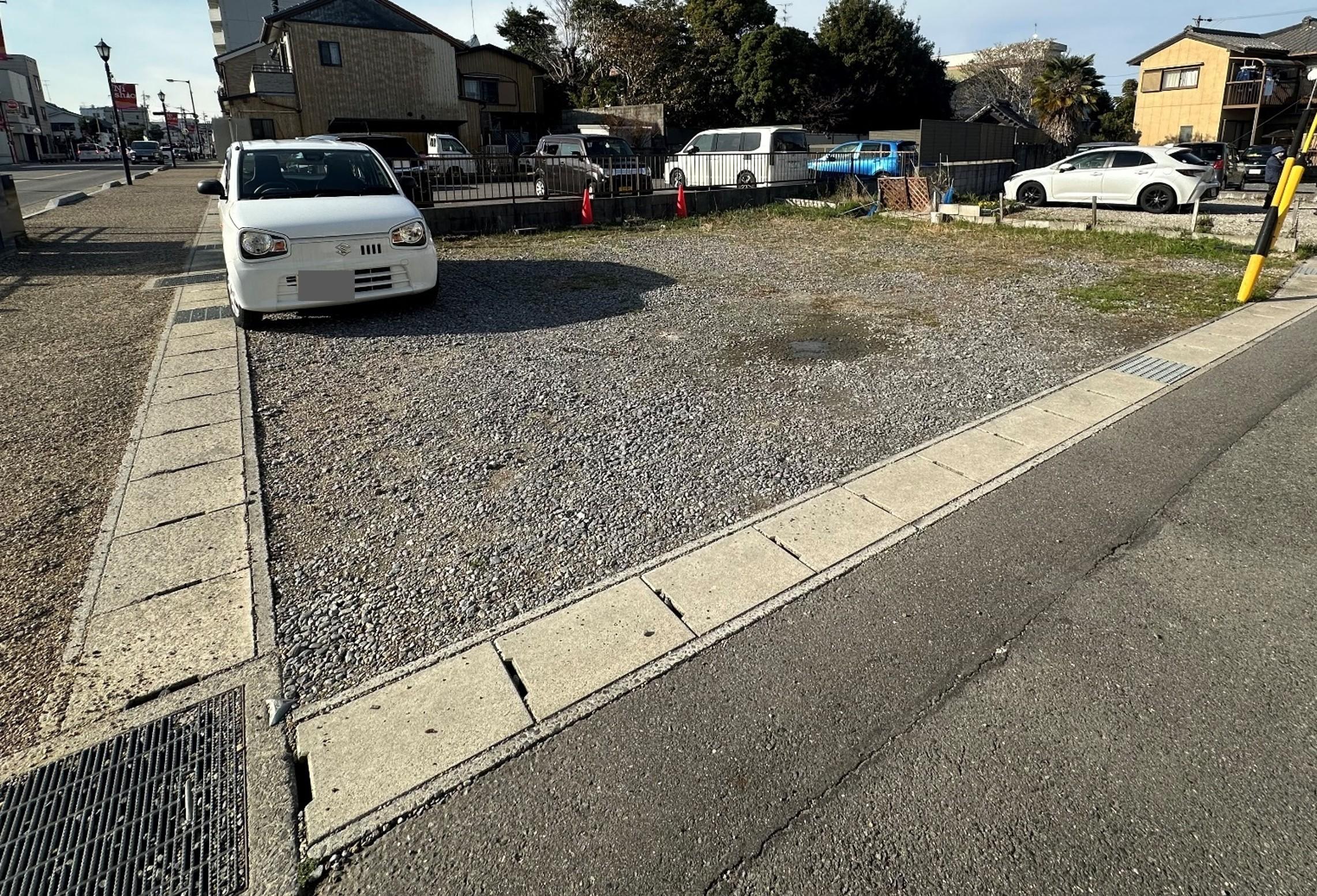 吾妻駐車場の外観・駐車場イメージ1枚目