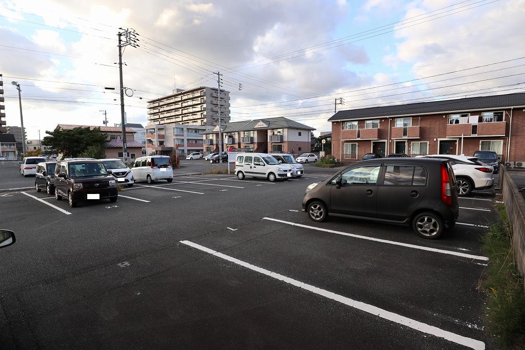 エヌ・K駐車場の外観・駐車場イメージ2枚目