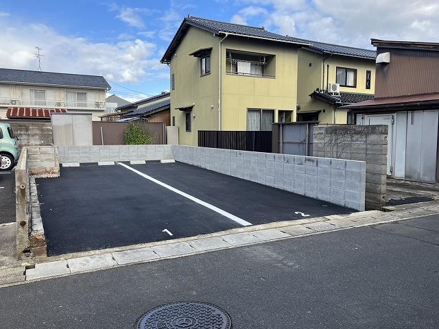 北堀町Y駐車場の外観・駐車場イメージ1枚目