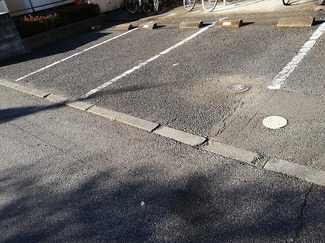 ウィル(16342)の外観・駐車場イメージ1枚目