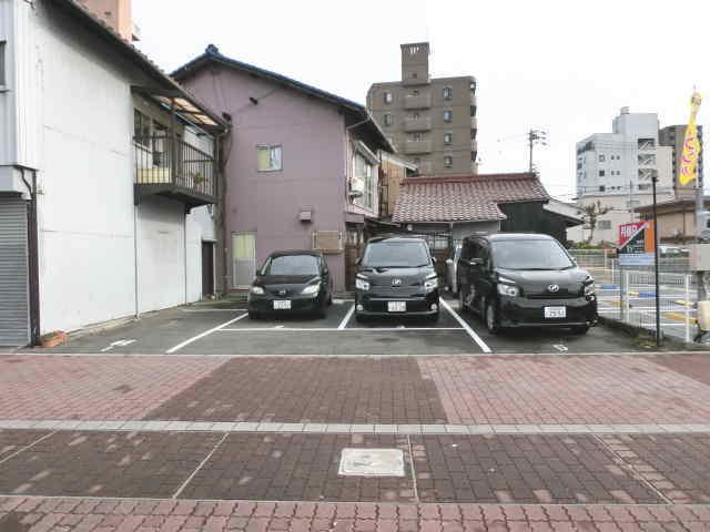 ワイズ・栄 第3駐車場の外観・駐車場イメージ2枚目