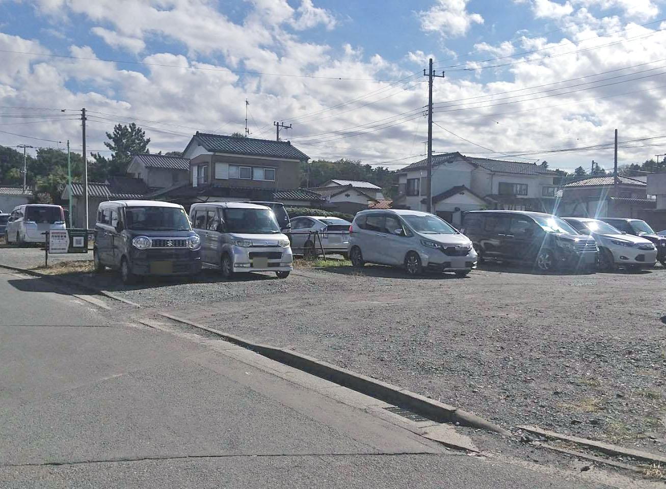 TM179 長峰小堤第1駐車場の外観・駐車場イメージ1枚目