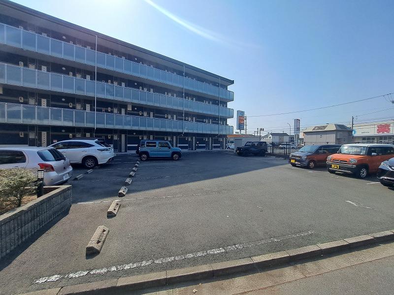 OASIS花中(44590)の外観・駐車場イメージ1枚目
