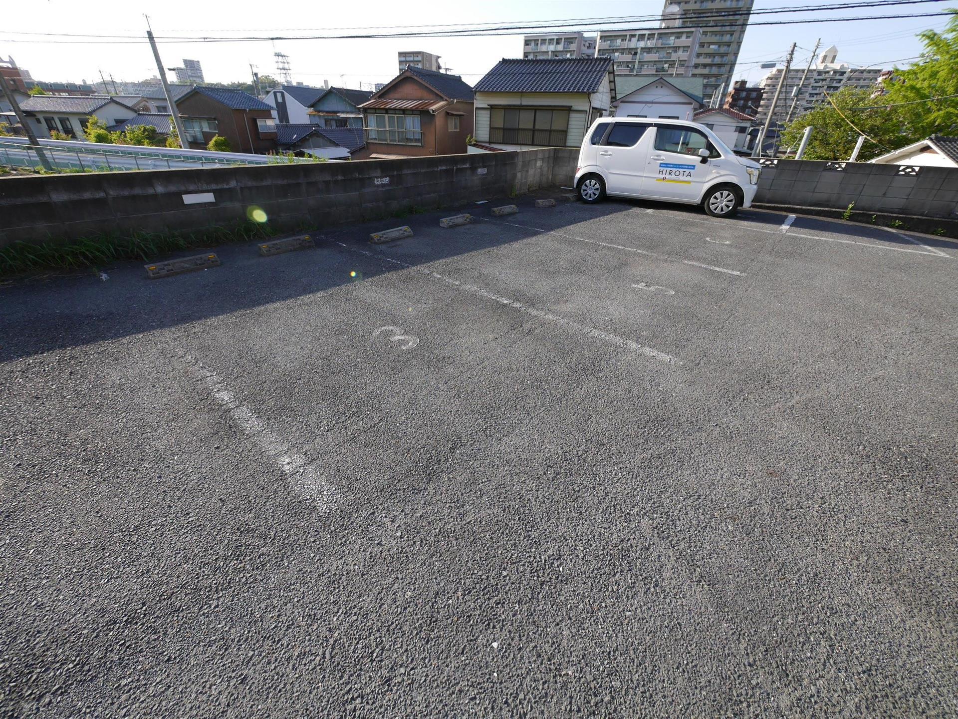 ジョイフル東折尾No.1パーキングの外観・駐車場イメージ2枚目