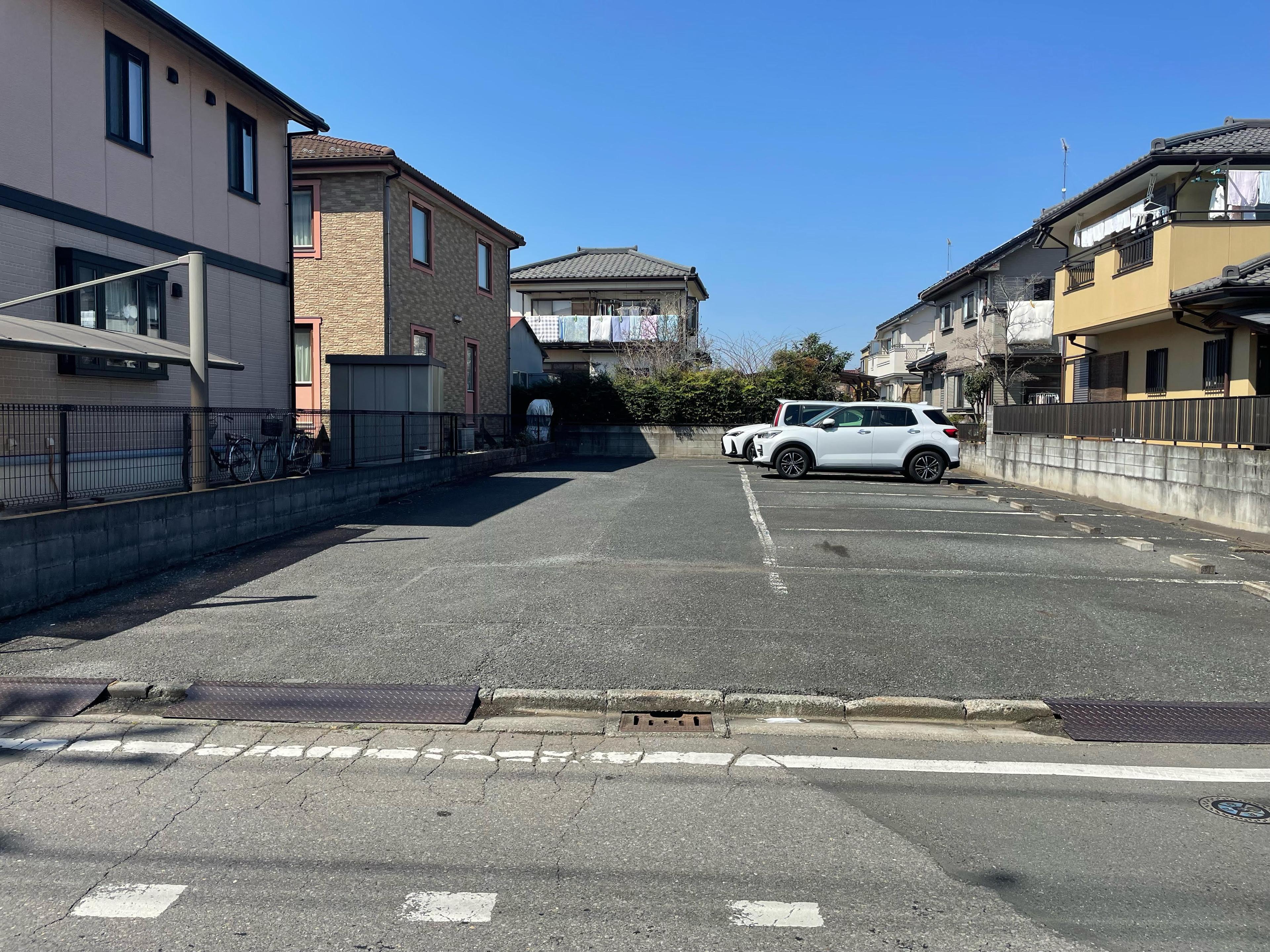 本宿7丁目駐車場の外観・駐車場イメージ2枚目