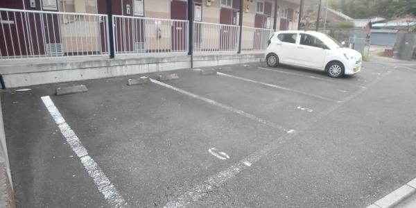 グランドゥール綾(31797)の外観・駐車場イメージ1枚目