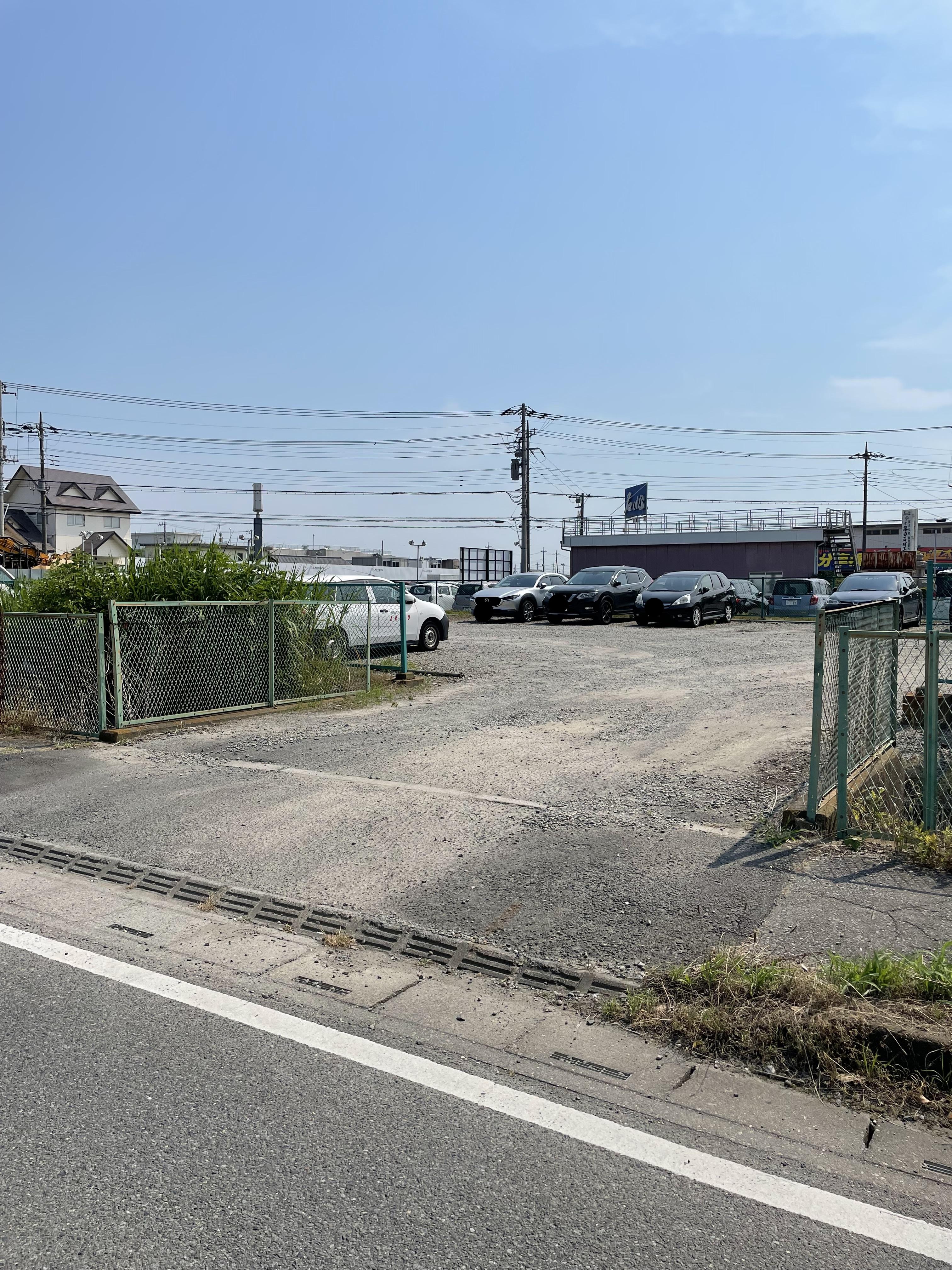 石井駐車場の外観・駐車場イメージ1枚目