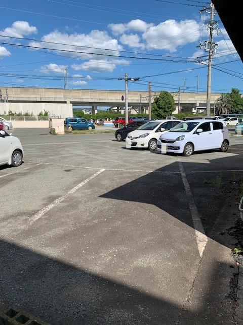 広重月極駐車場の外観・駐車場イメージ3枚目