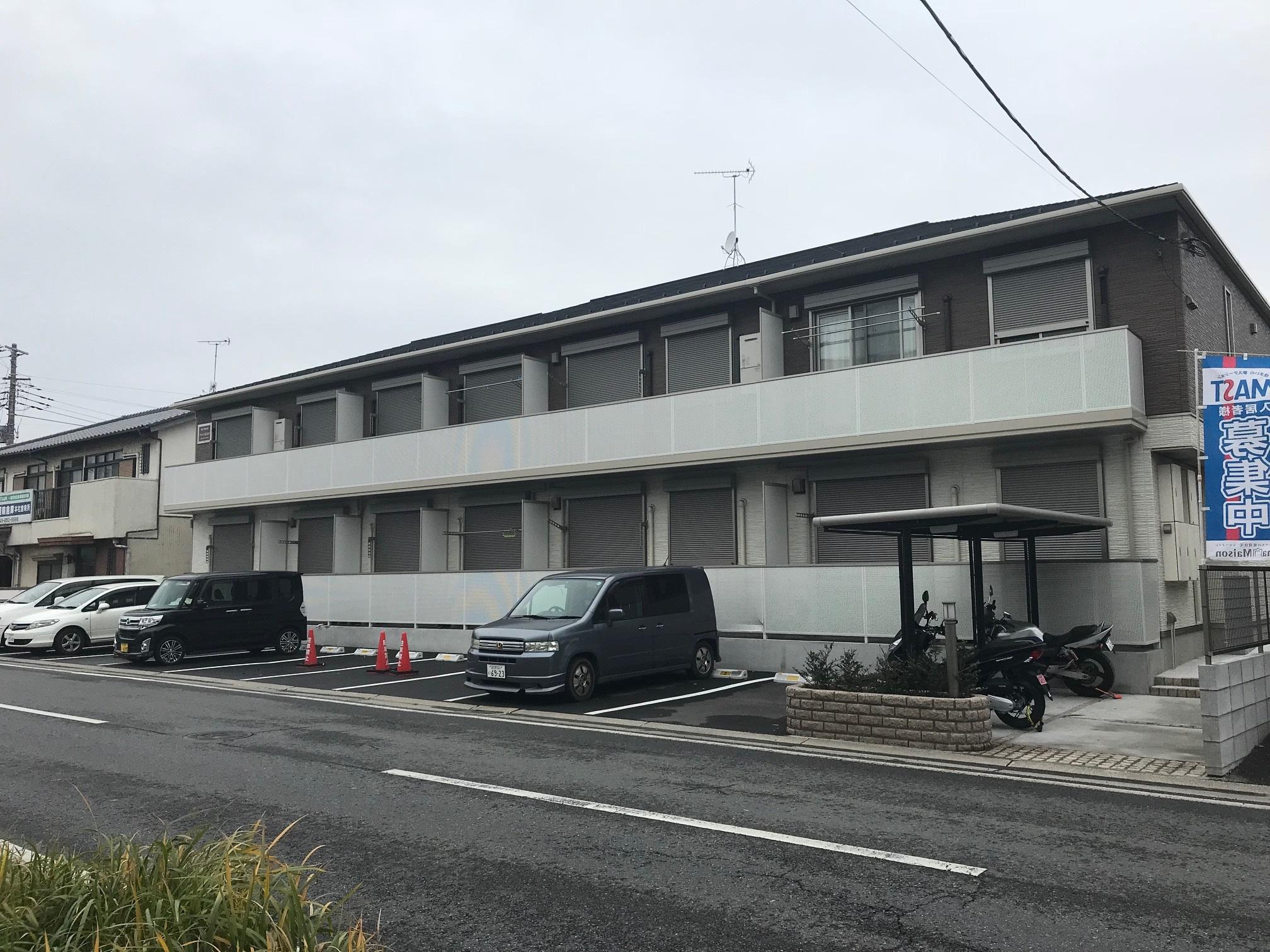 プレイス花見川の外観・駐車場イメージ2枚目