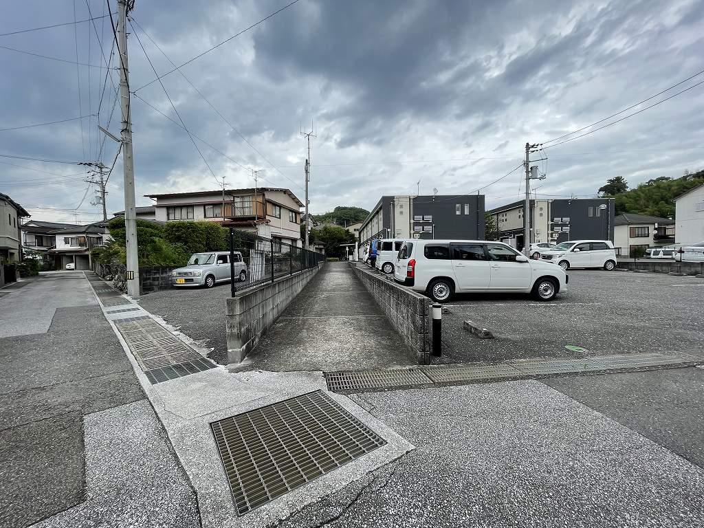 SnowDrop(40947)の外観・駐車場イメージ1枚目