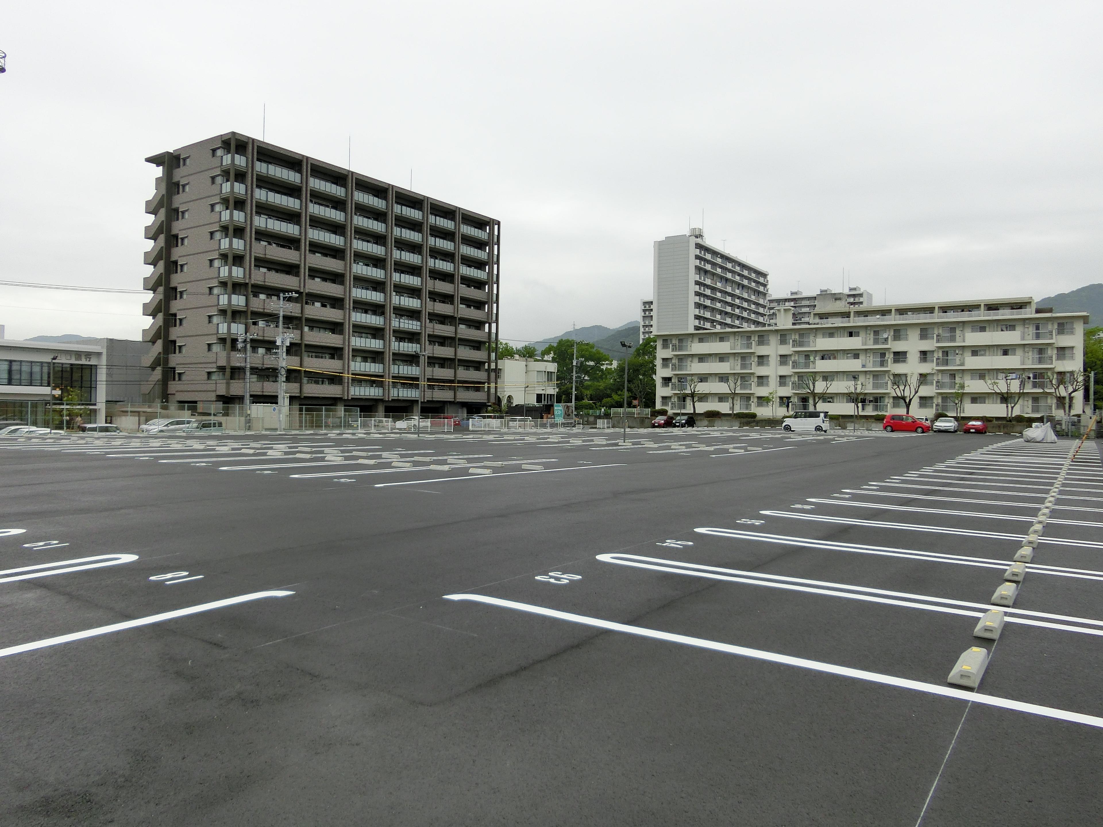 トヨタカローラ山口周陽2丁目駐車場の外観・駐車場イメージ3枚目