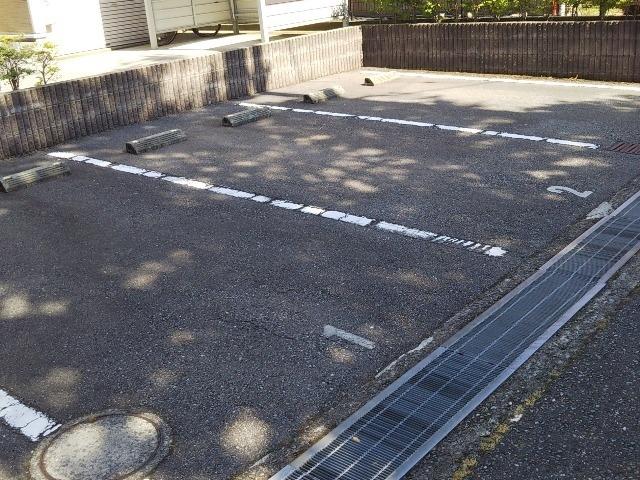 メゾン乙丸(40169)の外観・駐車場イメージ1枚目