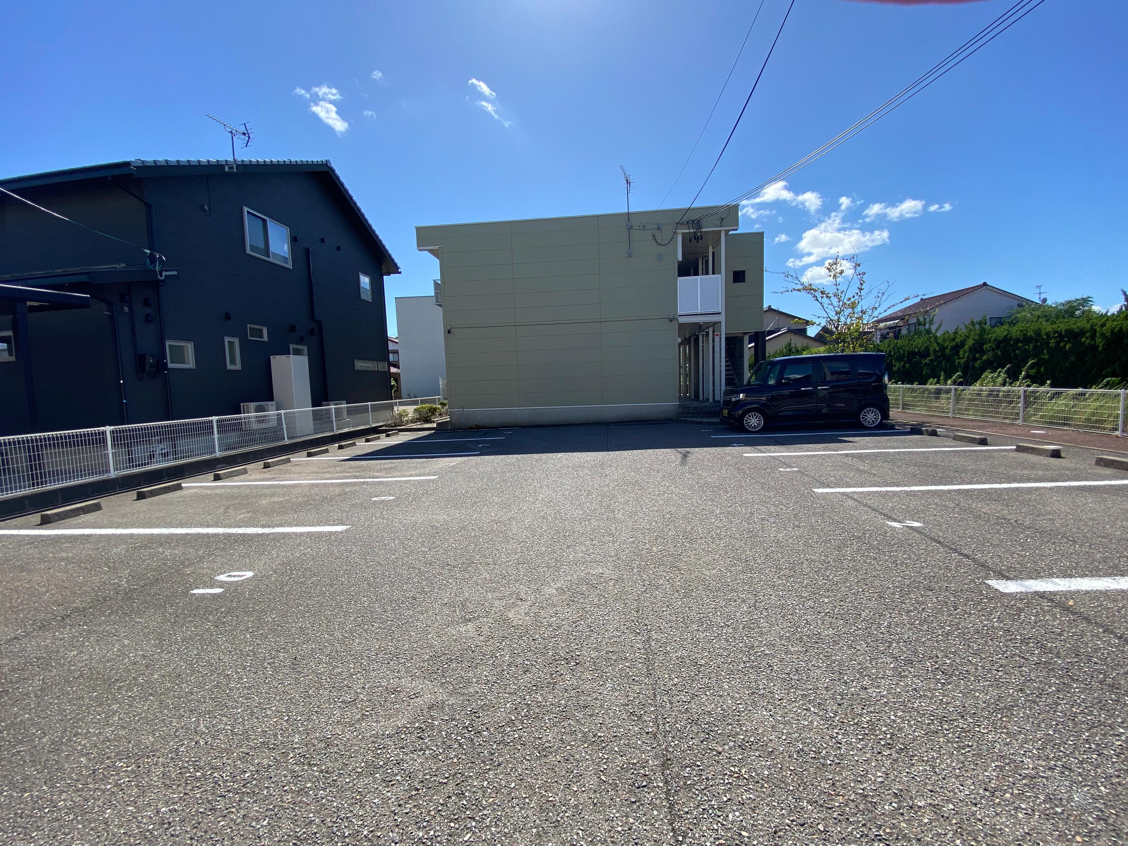 セジュール根上(17123)の外観・駐車場イメージ1枚目