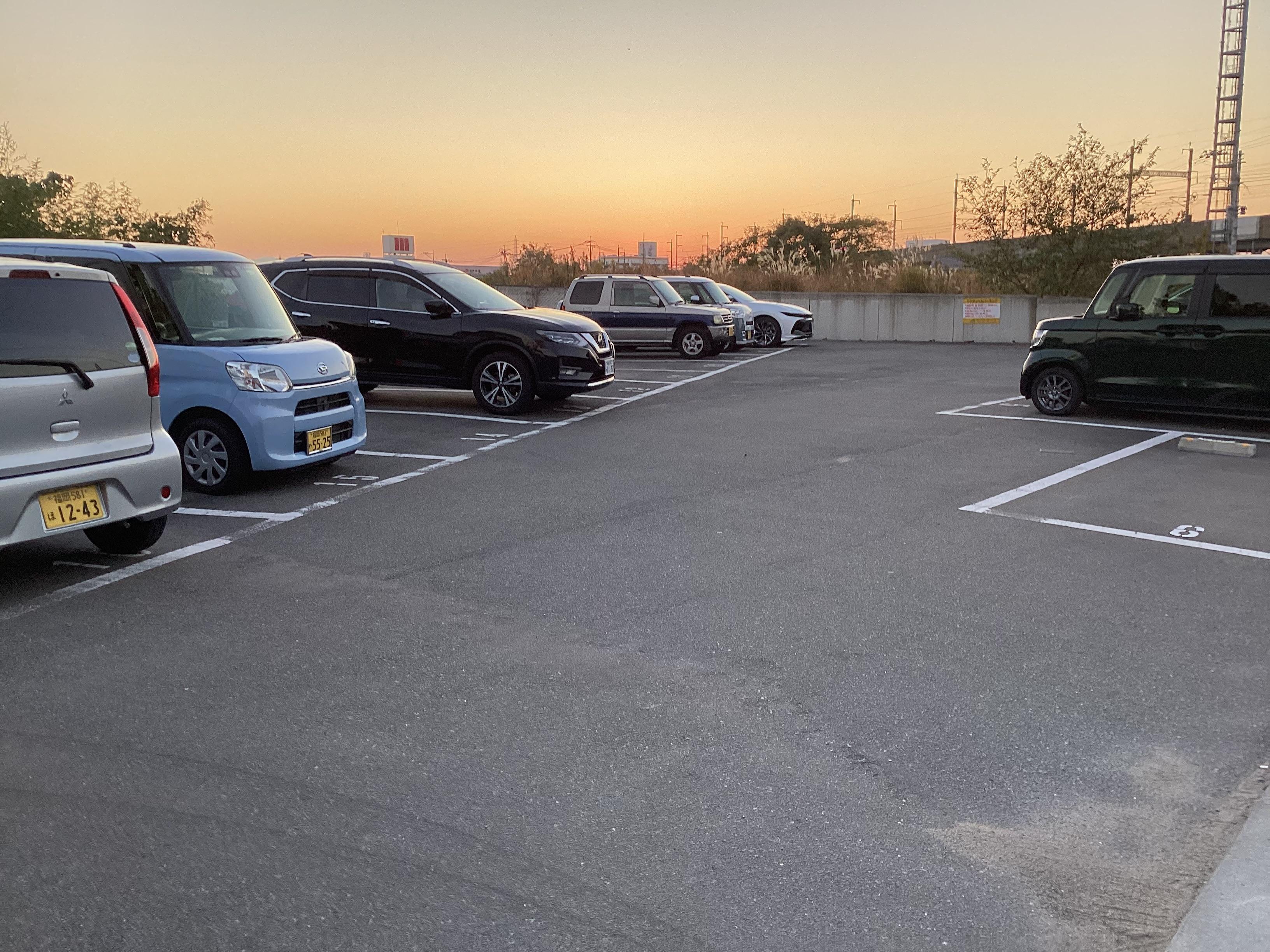 リバティ・ベルパーキングの外観・駐車場イメージ1枚目