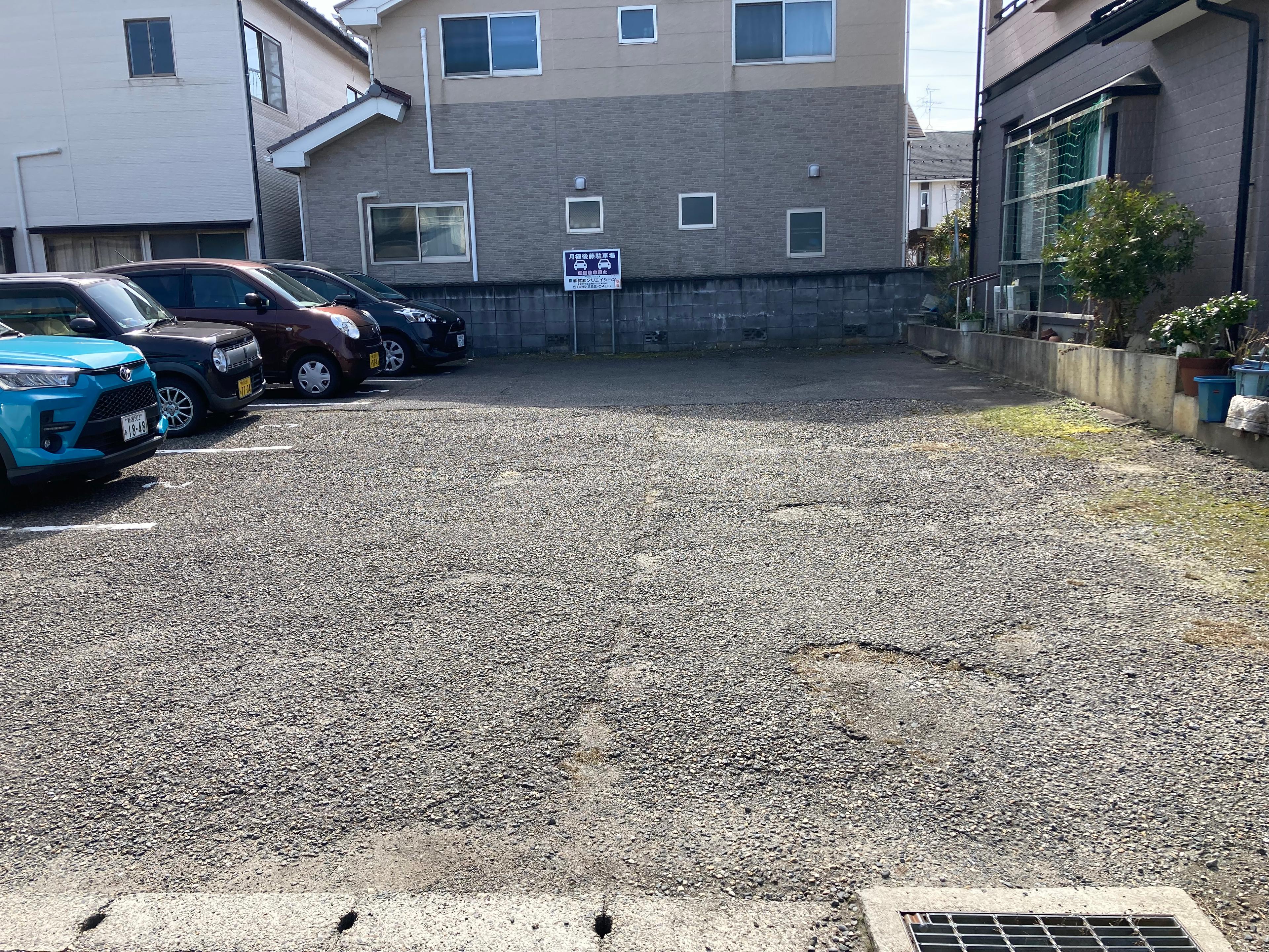 上所上3駐車場の外観・駐車場イメージ2枚目
