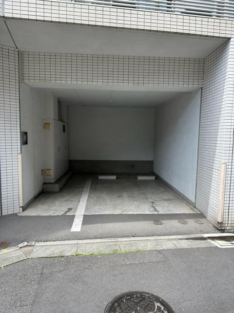 神谷1丁目駐車場の外観・駐車場イメージ1枚目