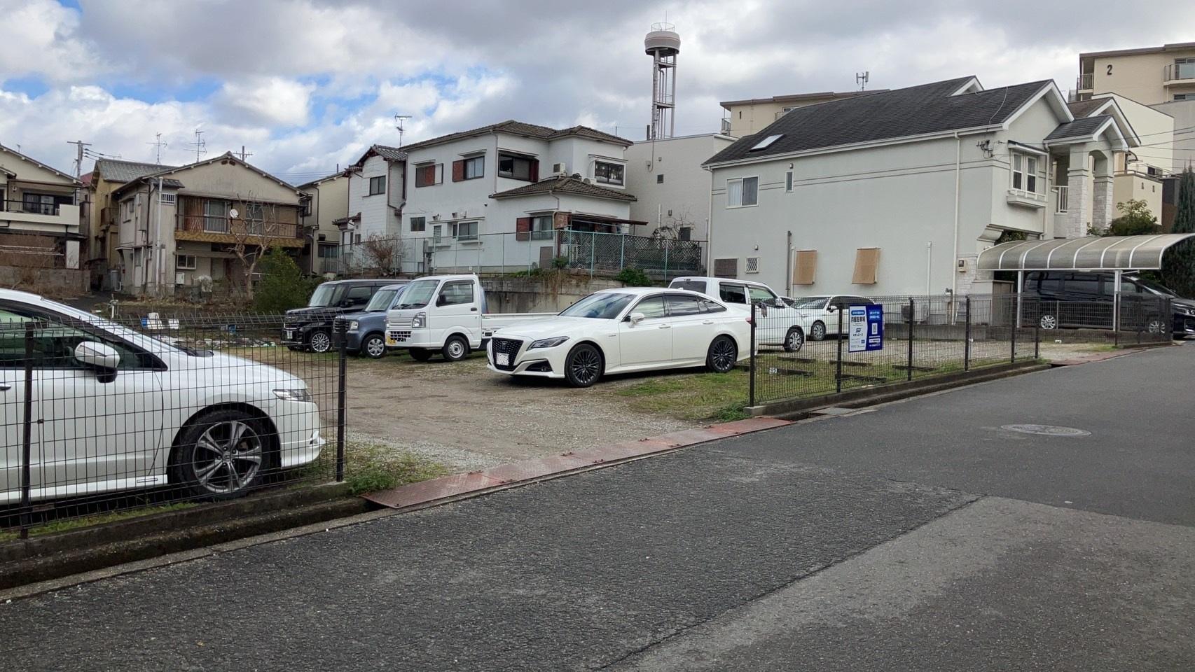 サンエース藤阪東町Ⅱ駐車場の外観・駐車場イメージ1枚目