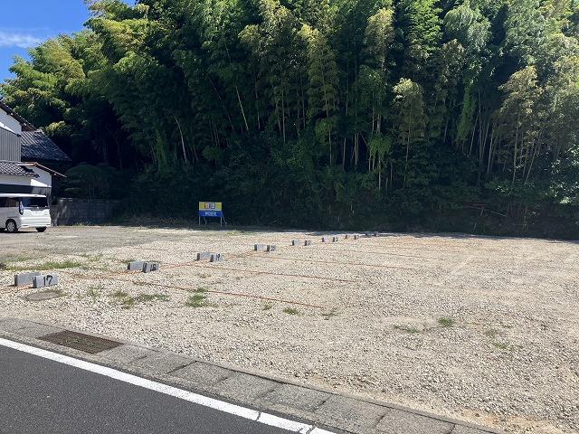 碧雲荘駐車場の外観・駐車場イメージ1枚目