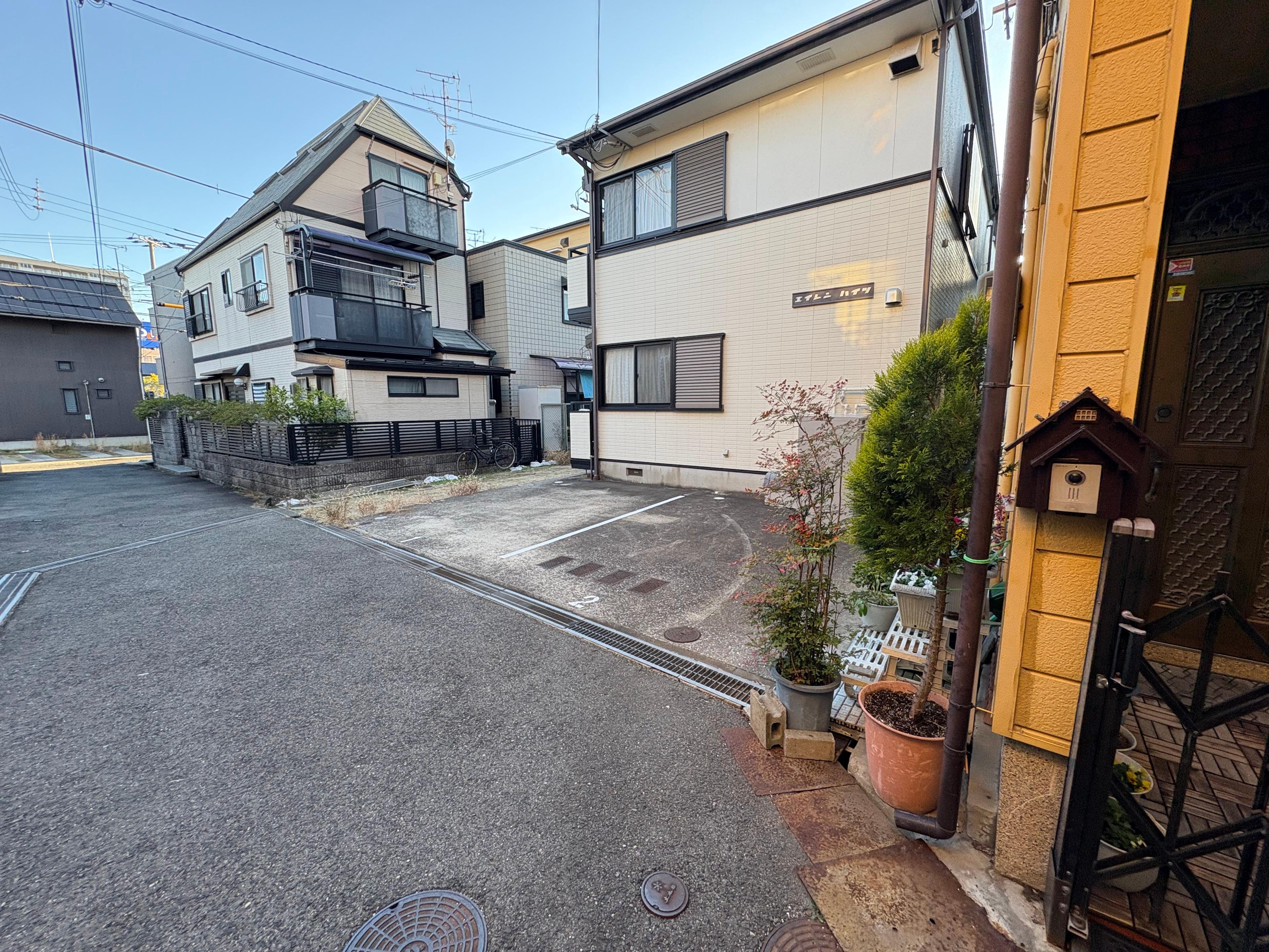 エイシンハイツ駐車場の外観・駐車場イメージ2枚目